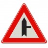 Verkeersbord B05 – Voorrangskruispunt zijweg rechts Verkeersbord B05 – Voorrangskruispunt zijweg rechts